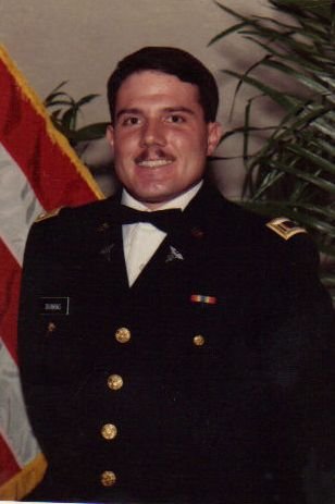 2LT Dundas 1983