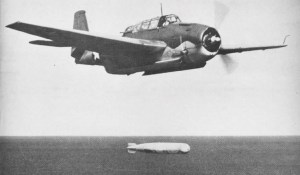 TBF_dropping_torpedo_NAN2-2-44