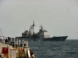 hue-passing-us-on-tanker