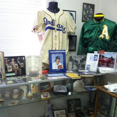 72656_10151531353027059_1949414273_n