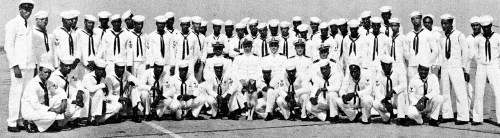 USS_PC-1264_officers_and_crew