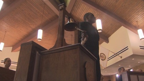 740360-vb-jeb-bell-tolling-ceremony-d4fa4