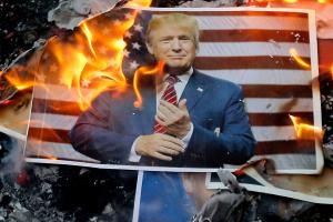 trump-flames-iran-protests